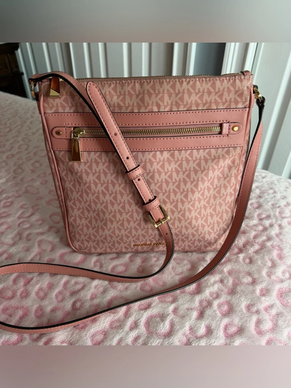 Michael Kors Blush Pink Signature Crossbody Bag  Canvas Women’s